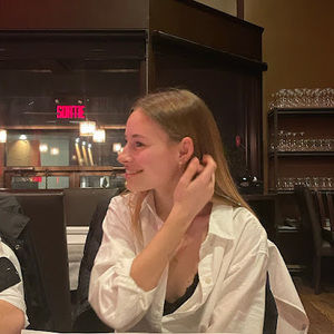 Meet your Posher, Megan